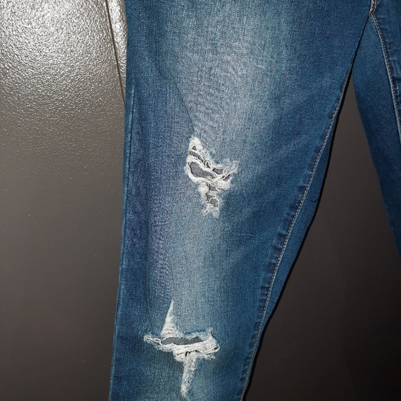 Bluenotes Ripped Jeggings - Picture 2 of 4